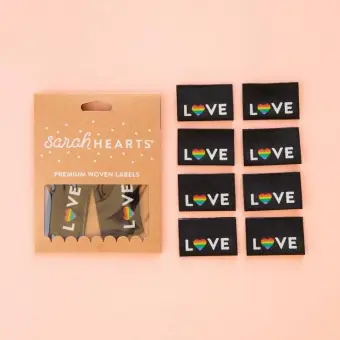 LOVE … is love PRIDE Labels – Sarah Hearts Webetiketten – Premium Woven Labels – Limited Edition Begrenztes Angebot