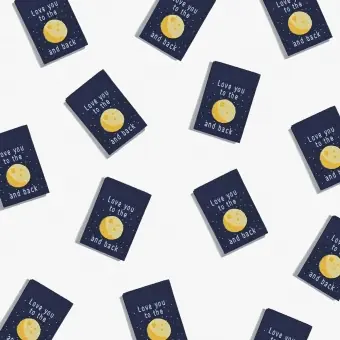 Love you to the Moon and back – KATM Webetiketten – Premium Woven Labels – Kylie and the Machine Knallerangebot