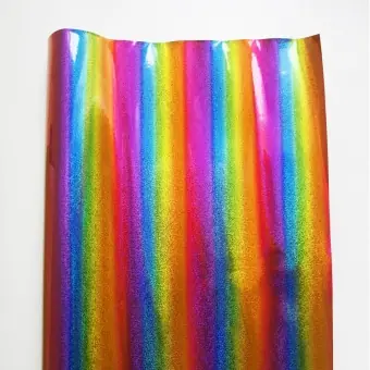 Angebot Stardust Rainbow Kunstleder — Schillernder Regenbogen-Metallic Soft Vinyl Zuschnitt – Sew Hungry Hippie