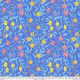 Cobalt Fruit Granatäpfel & Zitronen Blumenstoff – Kaffe Fassett X The Original Morris & Company – Limited Edition Crossover Designerstoffe / Patchworkstoffe Finale Aktion