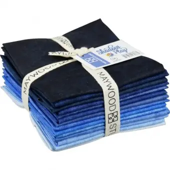 10 FQ Shadow Play Blues – Maywood Studios Fat Quarter Paket Blautöne Weltweiter Versand