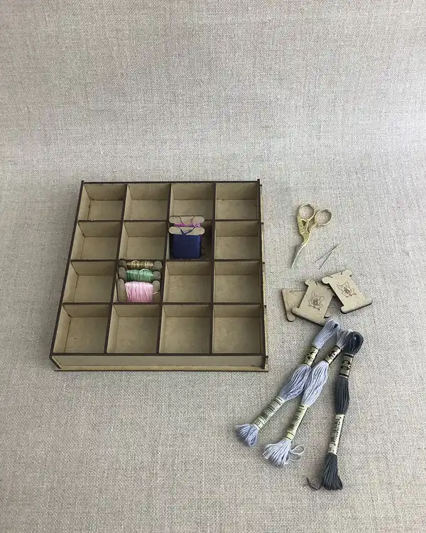 Markenprodukt Aufbewahrungsbox für Spulen