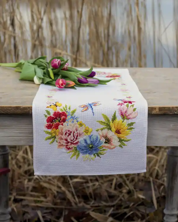 Stickpackung Läufer Bunte Blumen Bestseller