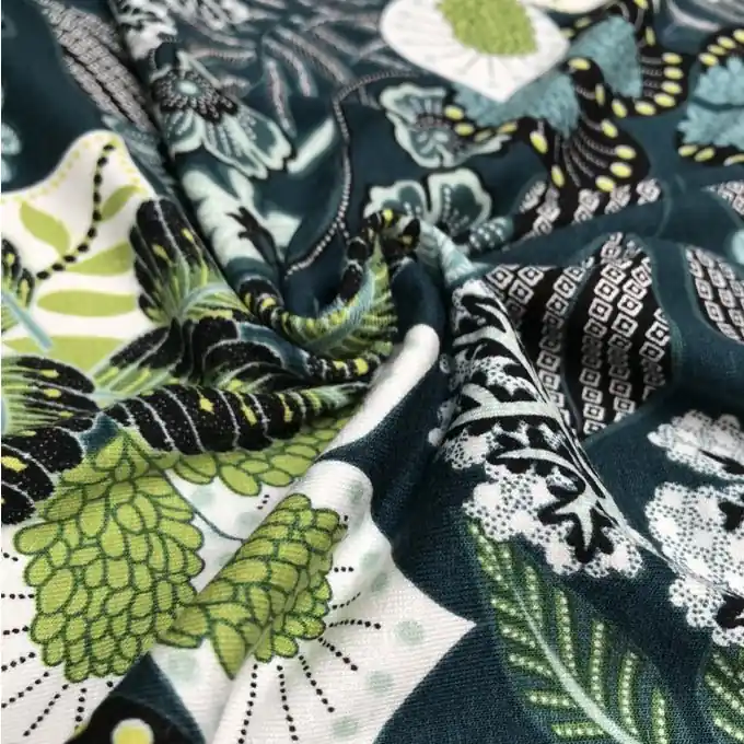 Billig Jersey Viskose Blumen grün