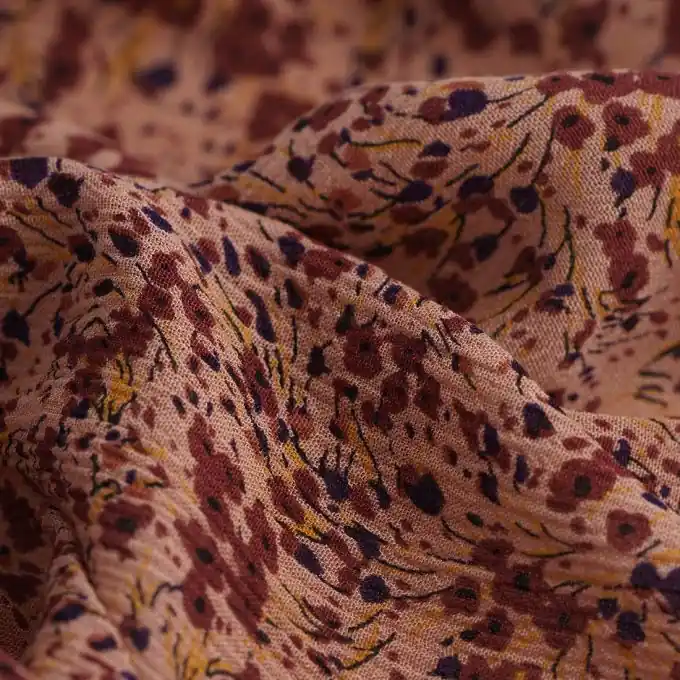 Nur Heute Viskose-Kreppstoff Blumen rosa