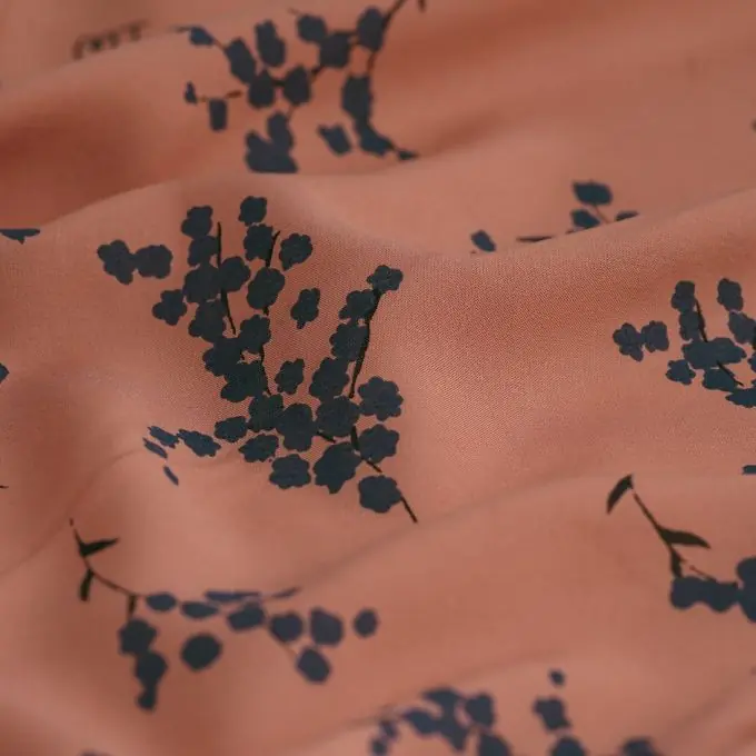 Letzte Chance Viskose-Satin Blumenschatten lachsfarben