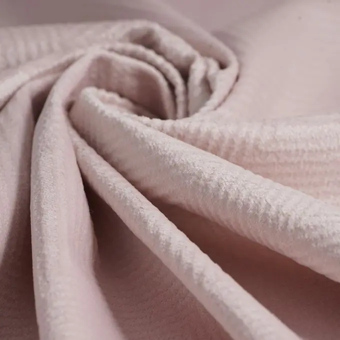 Kostenloser Rückversand Polyester velvet fabric in pink chevron pattern