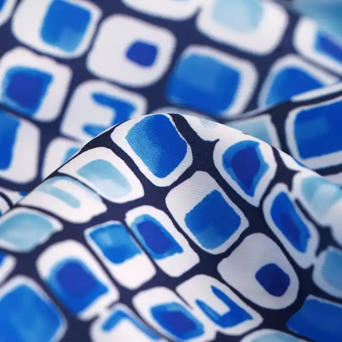 Must-Have Twill recyceltes Polyester Karos Blau