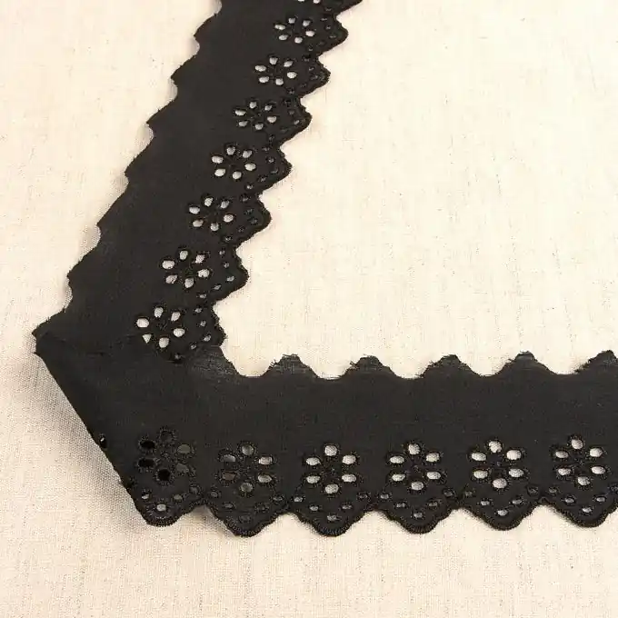 Sonderangebot Band mit Stickereien Blumen 63mm Schwarz 50mm