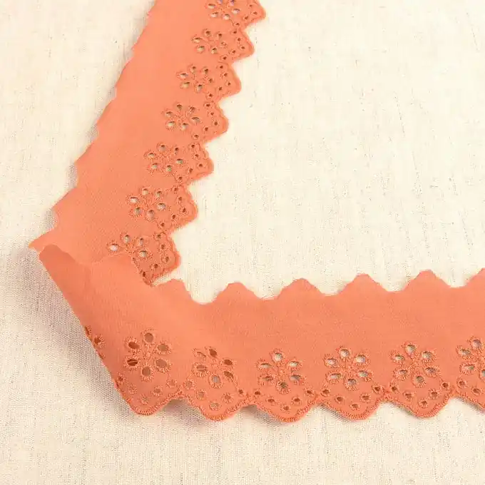 Band mit Stickereien Blumen Orange 50mm Top-Preis