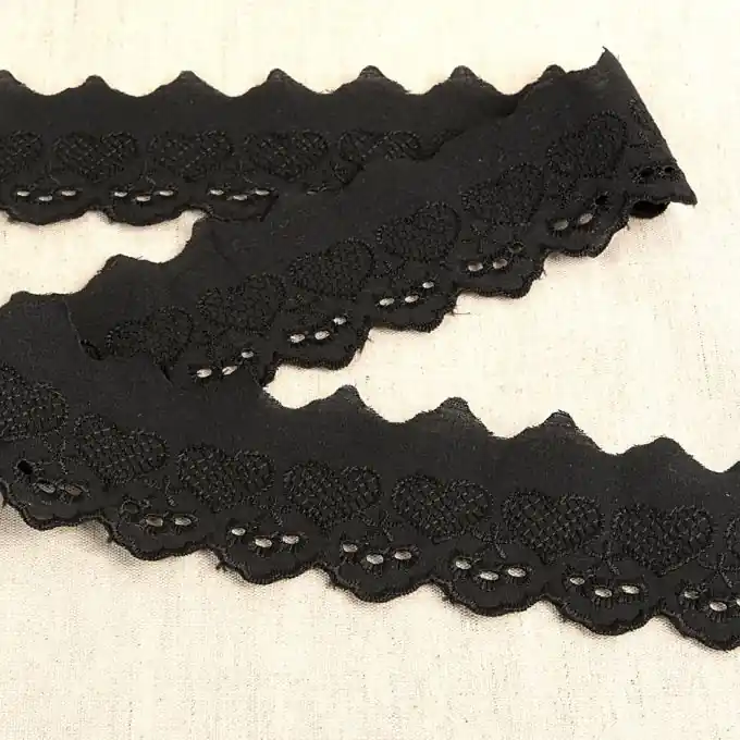 Im Trend Band Stickereien Herzen/Sterne 50mm Schwarz