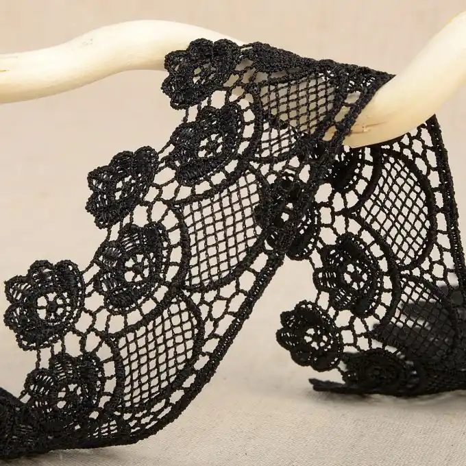 Schneller Versand Guipure-Band Blumen Schwarz 45mm