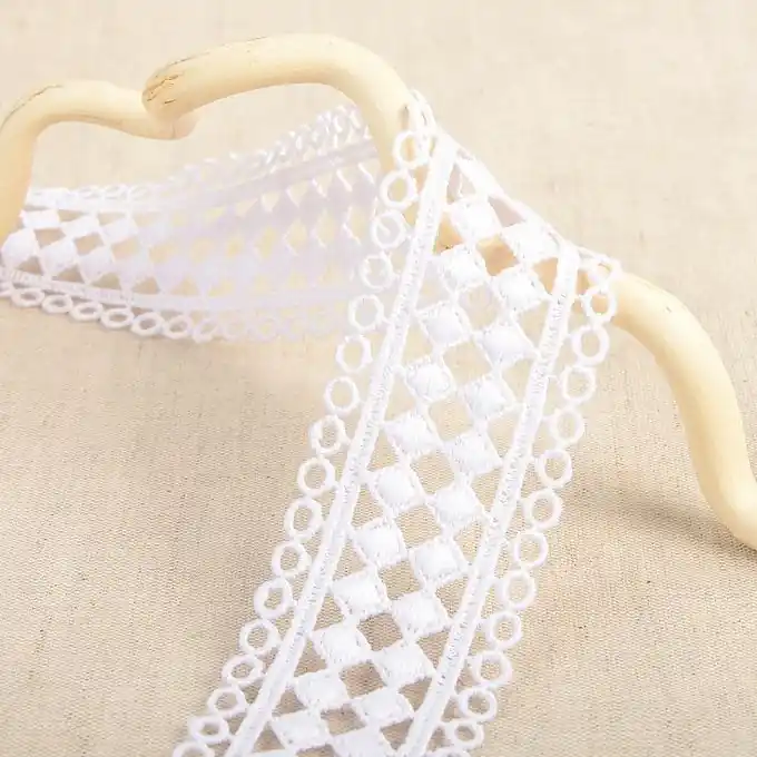 Guipure-Band geometrisch gemustert Weiß 42mm Sonderaktion