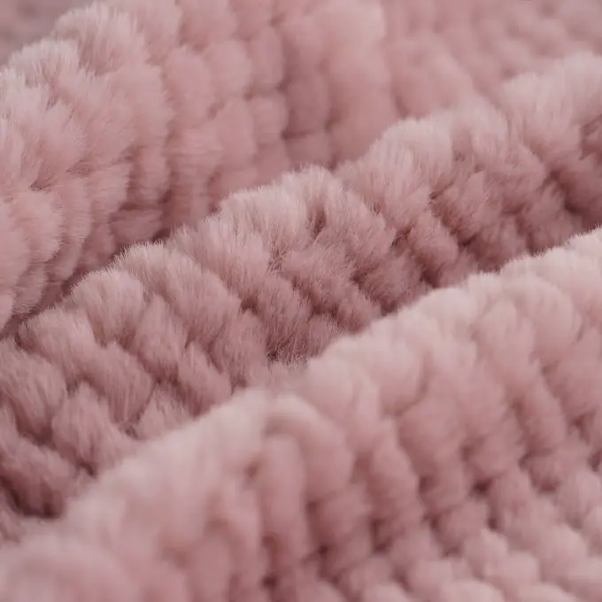 Mengenrabatt Kunstfell Rauten im Relief rosa