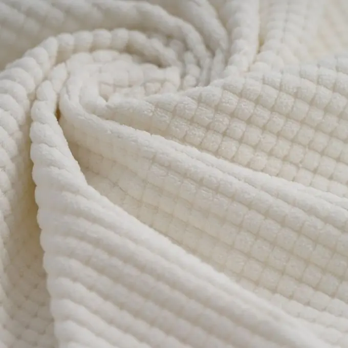 Samtstoff Polyester ecru Neu