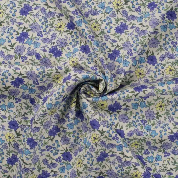 Ausverkauf Batist Blumen Flieder/Blau