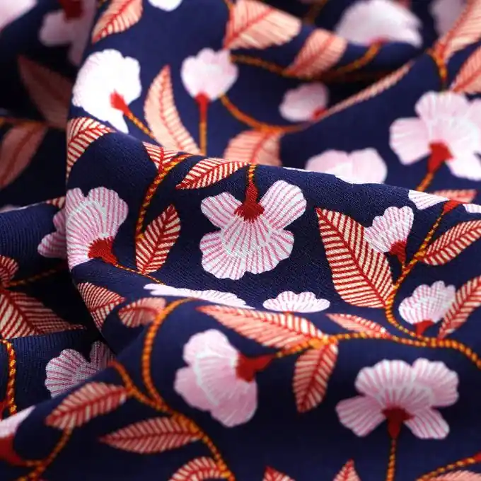 Im Trend Viskose-Twill Nelken marineblau