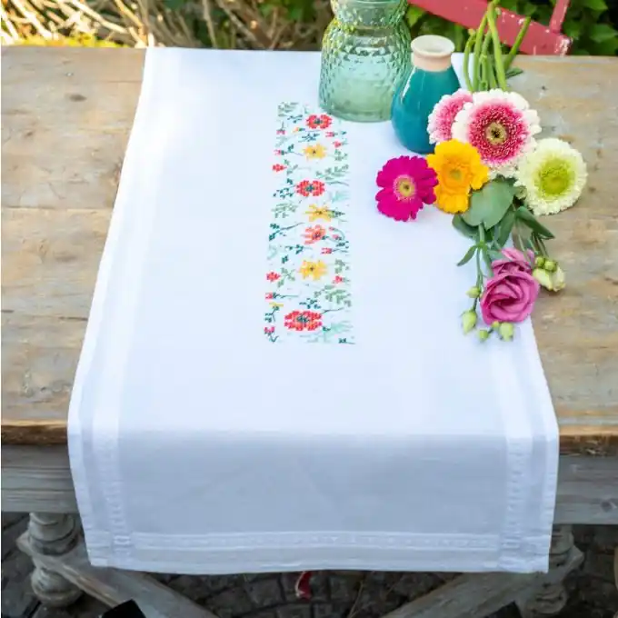 Tischläufer Set Blumen Abverkauf