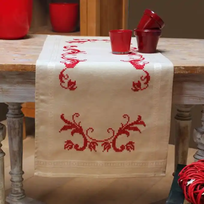 Tischläufer Set Rot Aktuell