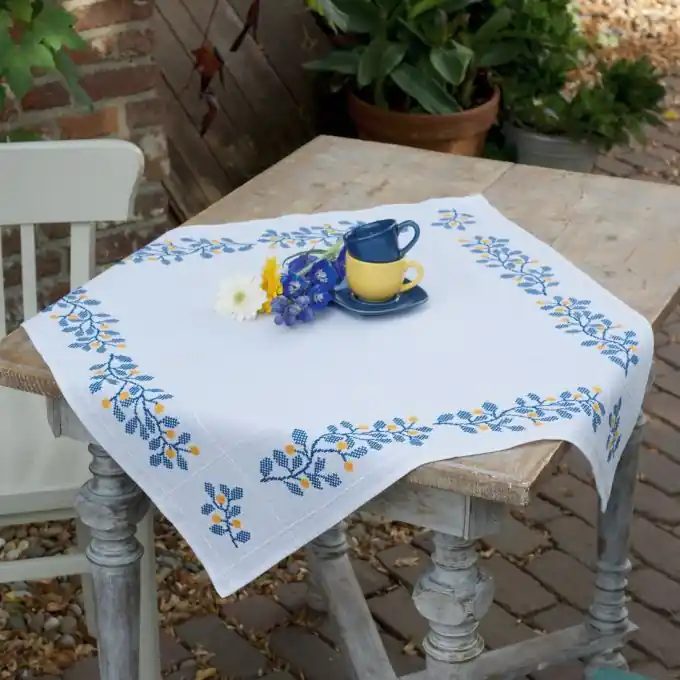 Ausverkauf Tischdecke Aida mit Diagramm – Stick-Kit aus 100% Baumwolle