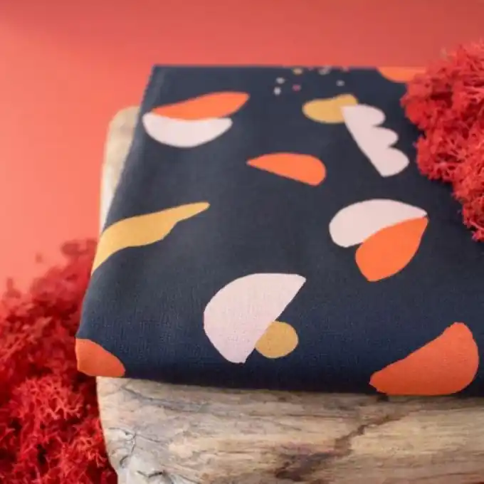 Viskosestoff Oasis night – Atelier Brunette Finale Aktion