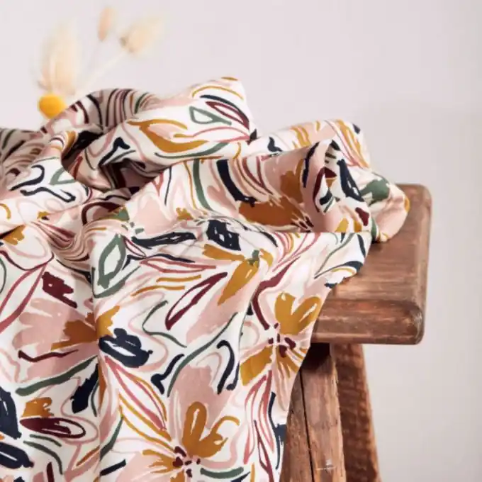 Im Trend Viskosestoff Hilma Off white – Atelier Brunette