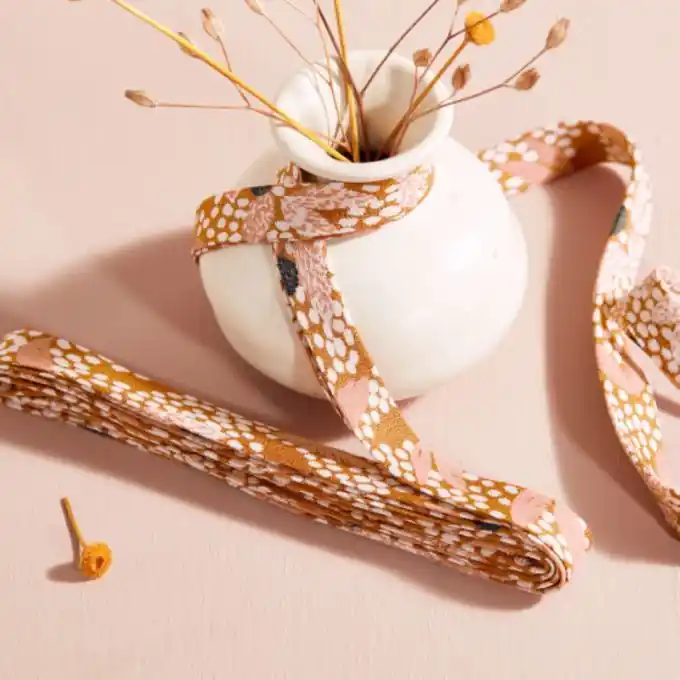 Geprüft Schrägband Viskosekrepp Lucie Ochre – Atelier Brunette