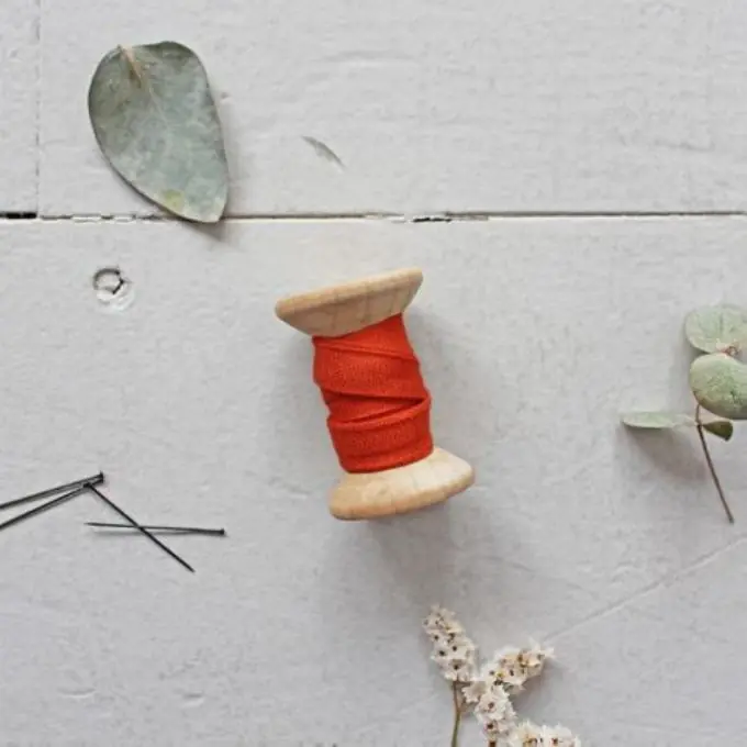 Schrägband Kreppstoff Viskose uni Tangerine – Atelier Brunette Markenware