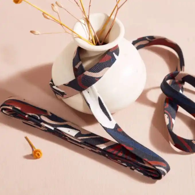 Schrägband Viskose Hilma Blush – Atelier Brunette Highlight