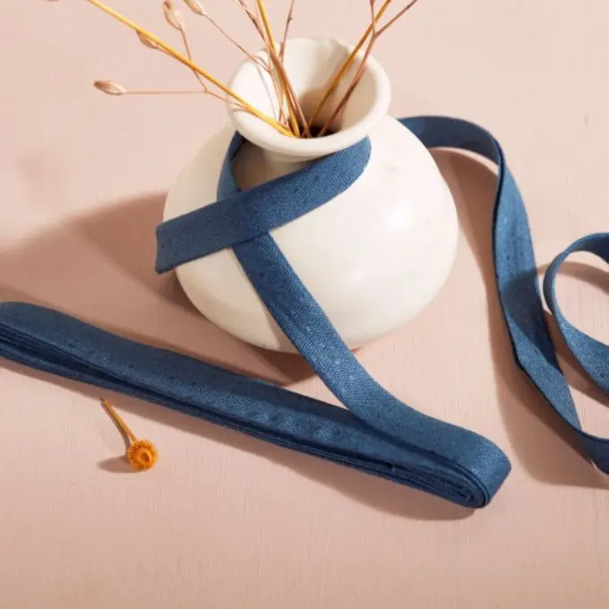 Schrägband Viskose Plumentis Dobby river – Atelier Brunette Ab Werk