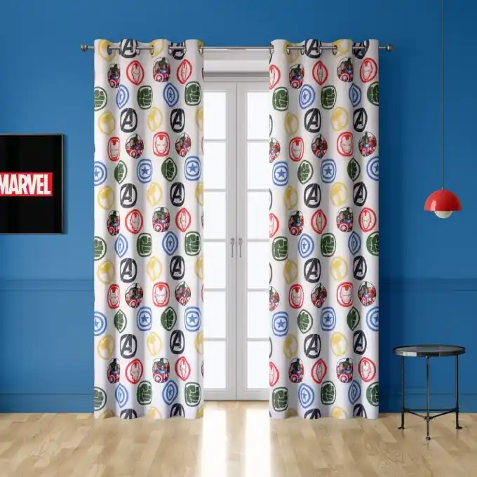Kracherpreis Vorhang Avengers 140×280 – Disney