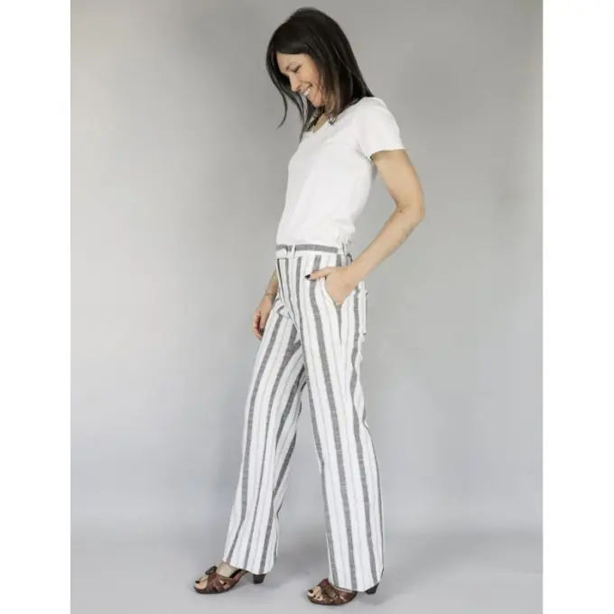 Preisknaller Gerade Hose mit mittelhoher Taille und aufgesetzten Taschen