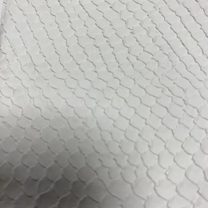 Neue Kollektion Kunstleder Weiß Schlangenprägung 140cm Polsterstoff Oeko-Tex