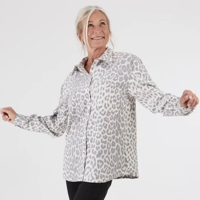 Oversize-Hemd mit Stehkragen und Brusttaschen Direktkauf