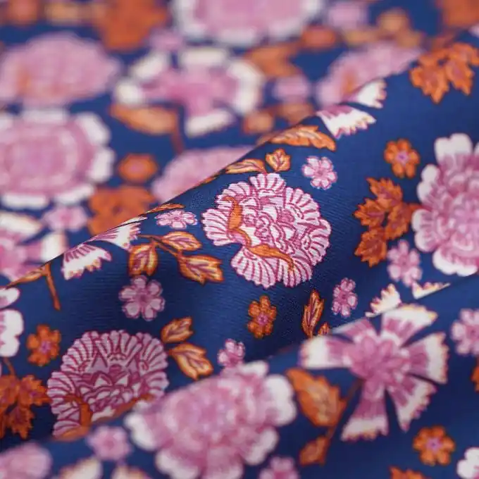 Twill recyceltes Polyester Blumen blau Nur Für Kurze Zeit