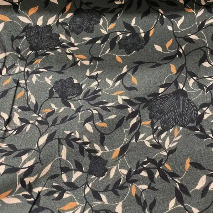 Kostenloser Rückversand Viskosekrepp Blumen grün