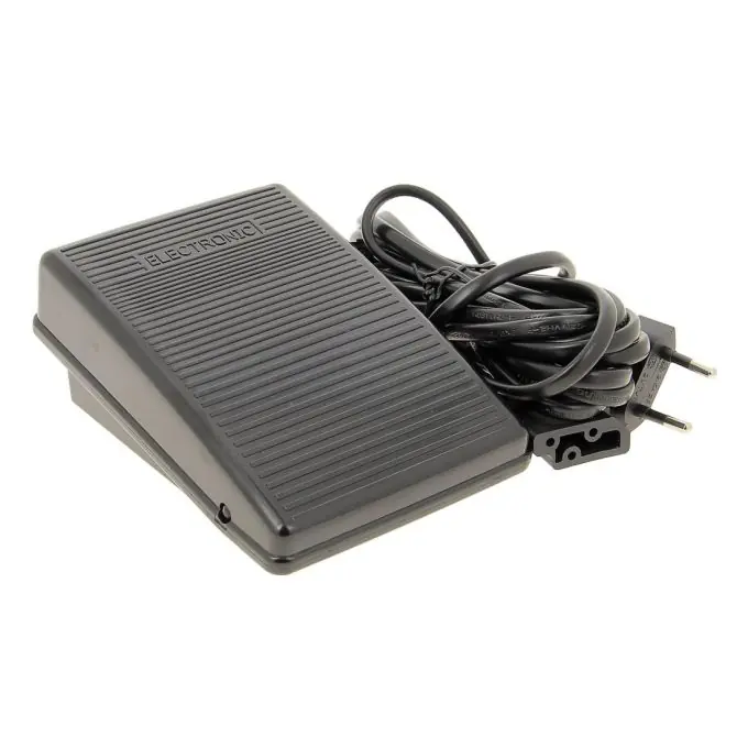 Overlock-Fußpedale Singer Neue Ware