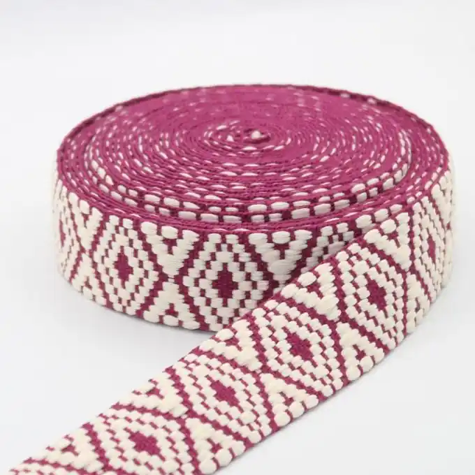 Kostenfreie Lieferung Gurt Baumwolle ethnische Rauten 38 mm himbeerfarben