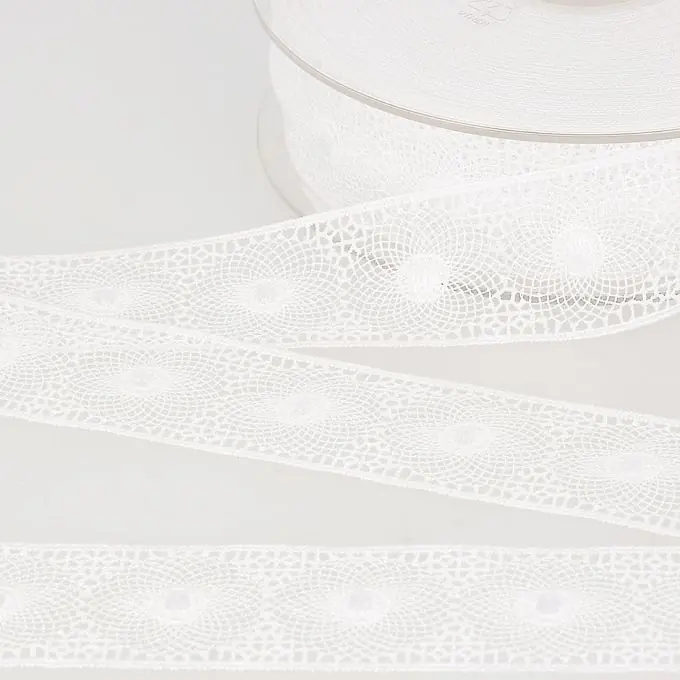 Exklusiv Besticktes Band Tüll weiß