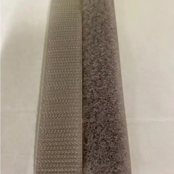 Kostenfreie Lieferung Beidseitiger Klettverschluss 20 mm dunkelgrau