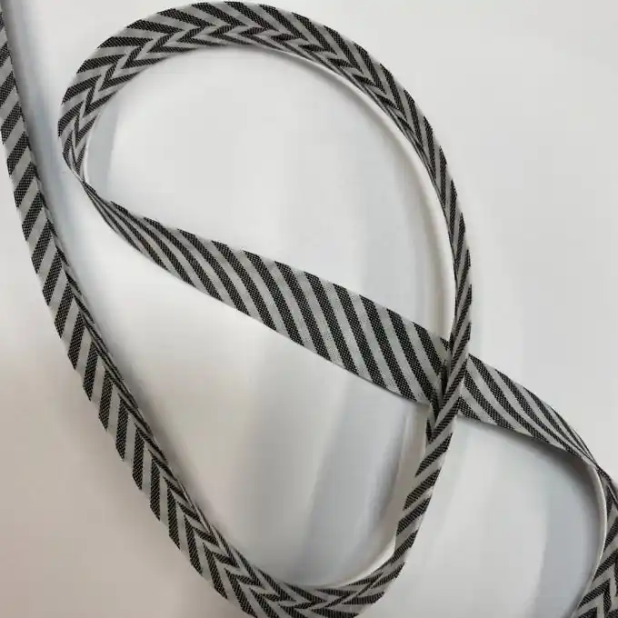 Schrägband mit Streifen 18 mm schwarz Sonderaktion