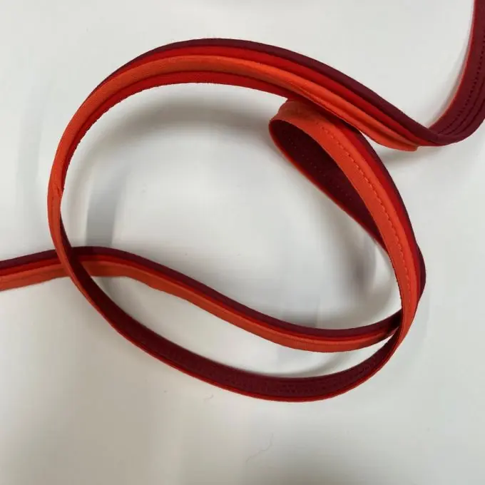 Markenprodukt Schrägband mit drei Stoffen 15 mm rot