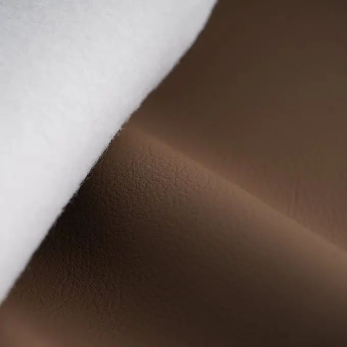 Aktuell Kunstleder Gladiator braun