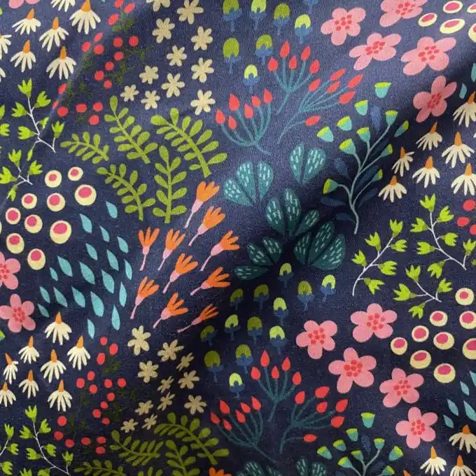 BIO Baumwollsatin mit wunderschönem Muster – Albstoffe Günstig