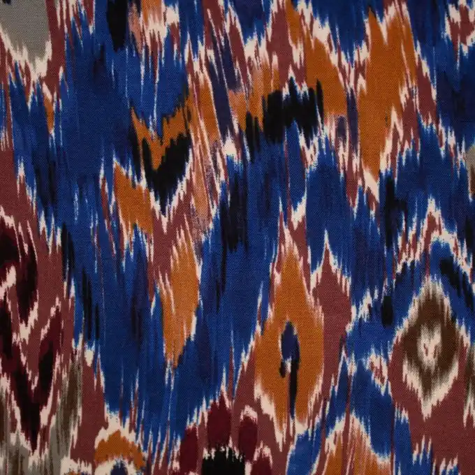 Gedruckter Ikat-Viskose-Twill-Stoff in Jeansblau Preis Gesenkt