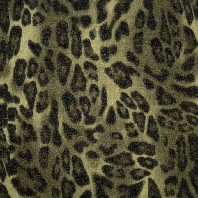 Strickstoff Panther Grün Letzte Chance