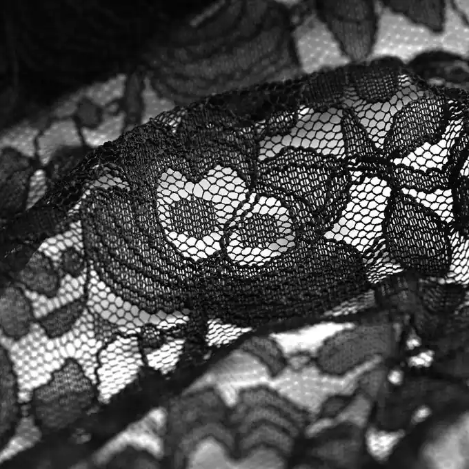 Spitzenstoff Polyamid Pfingstrosa schwarz Sonderangebot