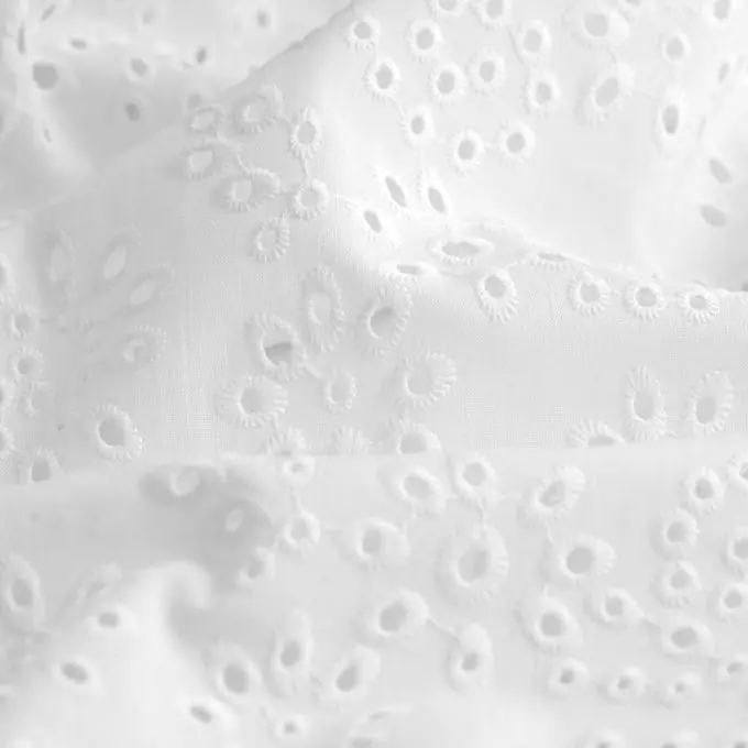 Baumwollstoff mit Stickereien Arabesk weiß Direkt Vom Hersteller