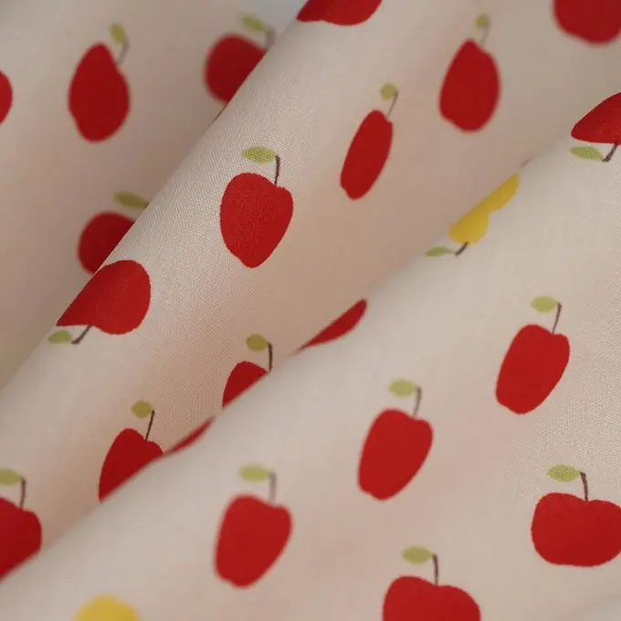 Popeline Baumwolle Äpfel Birnen rot ecru Markenware