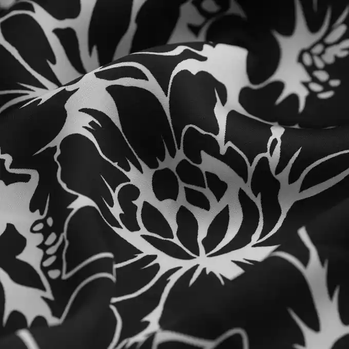 Heute Kaufen Satinstoff Polyester recycelt Pfingsrosen schwarz ecru